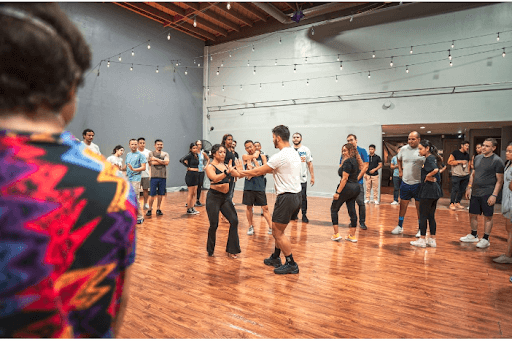 Health Benefits of Salsa Dancing Classes