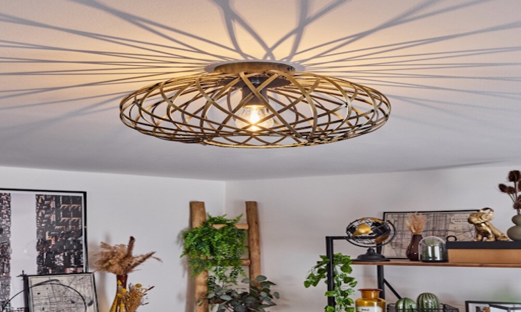 How Switched Wall Lights Add Functionality to Bedrooms and Hallways_
